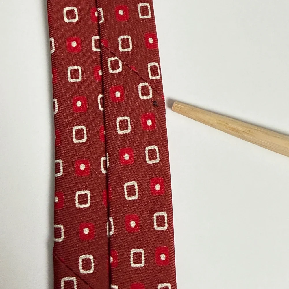 Gianfranco Ferre Red‎ Geometric Square Dot 100% Silk Tie Italy